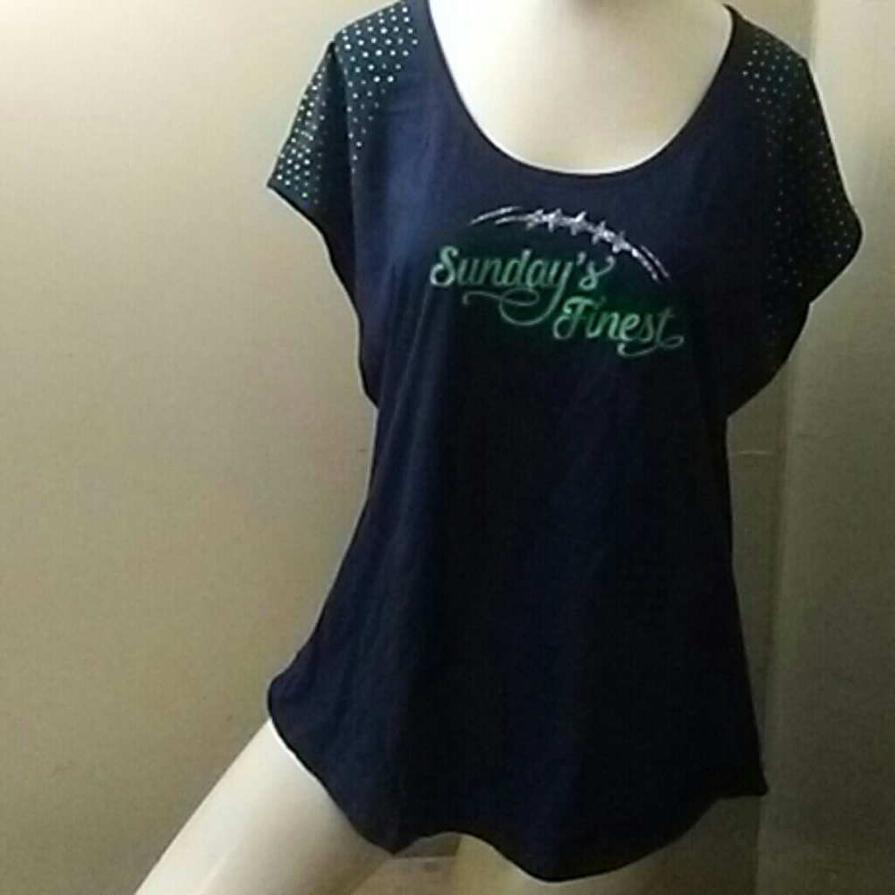 🏈Seattle Seahawks 12th lady shirt🏈